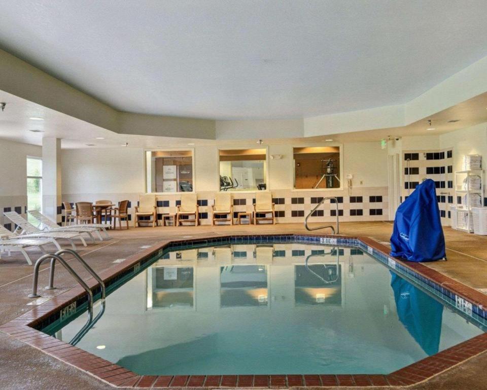Comfort Suites Near Hot Springs Park Exteriör bild